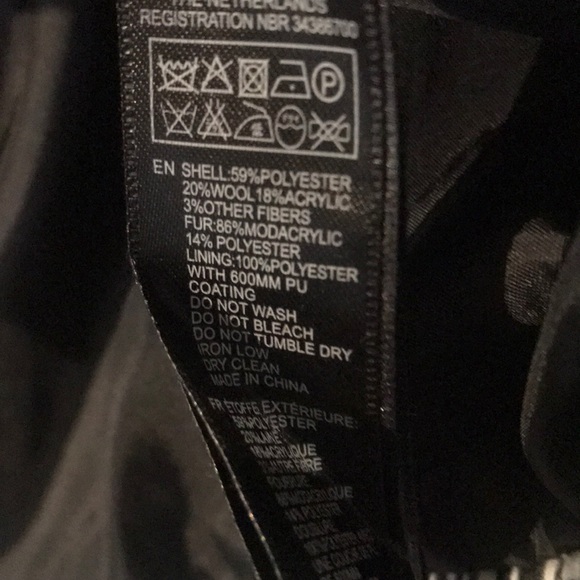 Wool-blend jacket with detachable faux fur collar - Picture 5 of 5